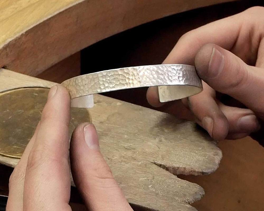 Bracelet texturé en argent 